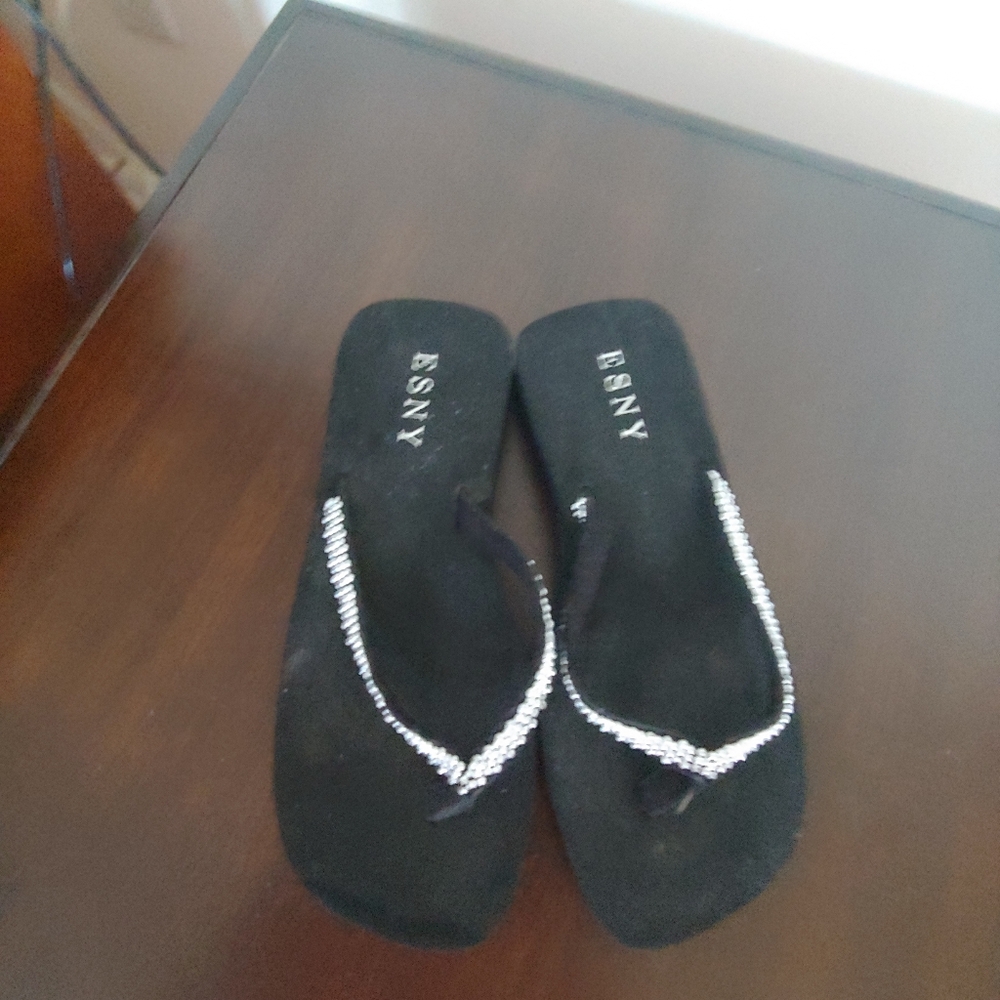 The ESNY Women's Flip Flops in size 7 with a low wedge heel  rhinestone accents